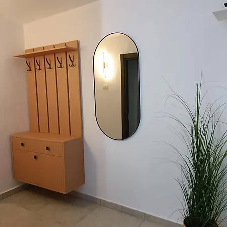 Apartament Robert Faleză Nord Constanţa